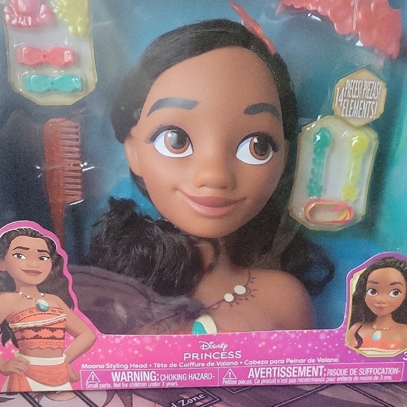 Disney Princess Moana Styling Head - Black Hair - Picture 1 of 6